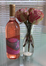 Presque Isle Wine Cellars Creekside Pink Catawba sweet Rose wine bottle