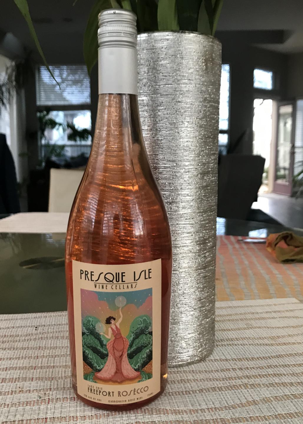 Presque Isle Wine Cellars Freeport Rosecco semi-dry sparkling Rose wine photo