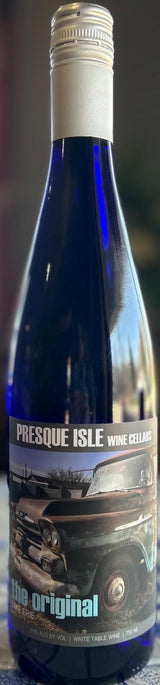 Presque Isle Wine Cellars award-winning the Original semi-dry Lake Erie white blend wine photo