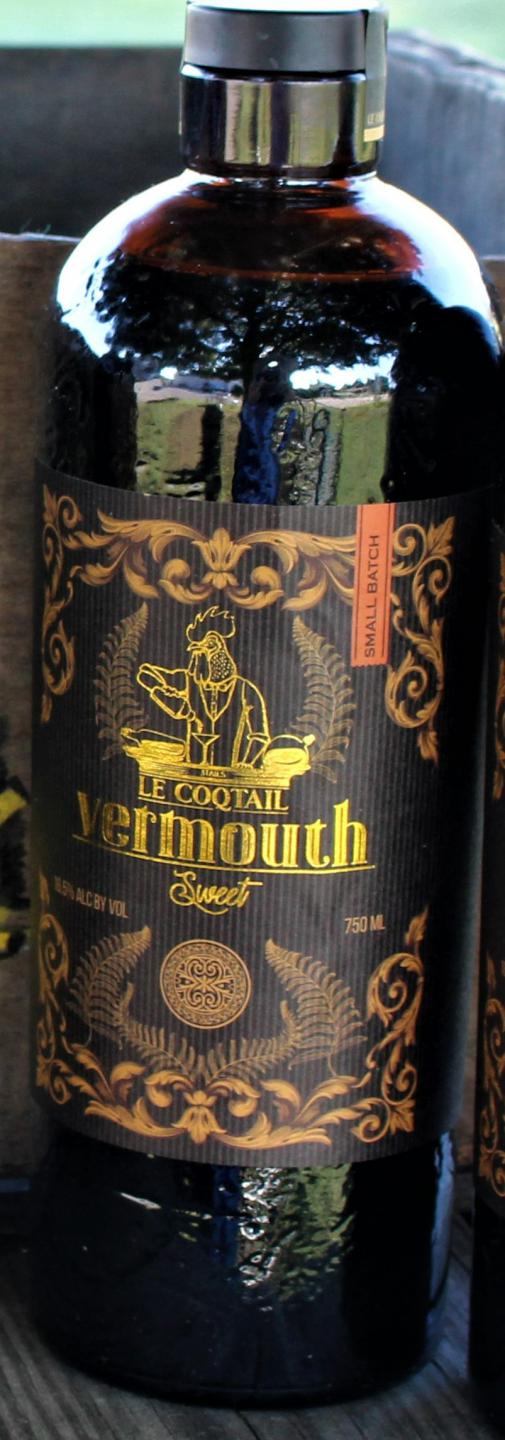 Presque Isle Wine Cellars LeCoqtail delicious aromatic Sweet Vermoth wine bottle