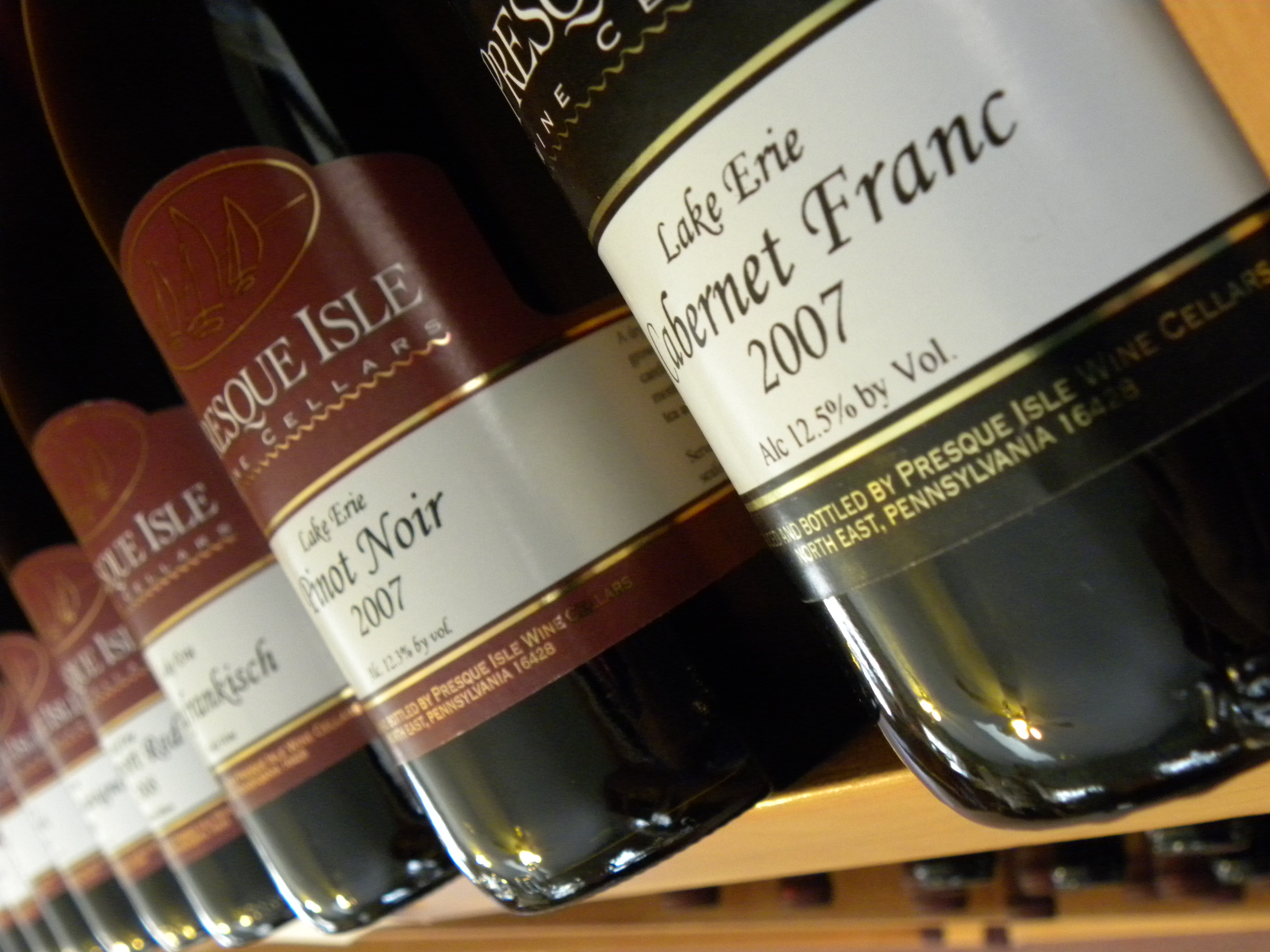 Award winning Lake Erie wines from Presque Isle Wine Cellars